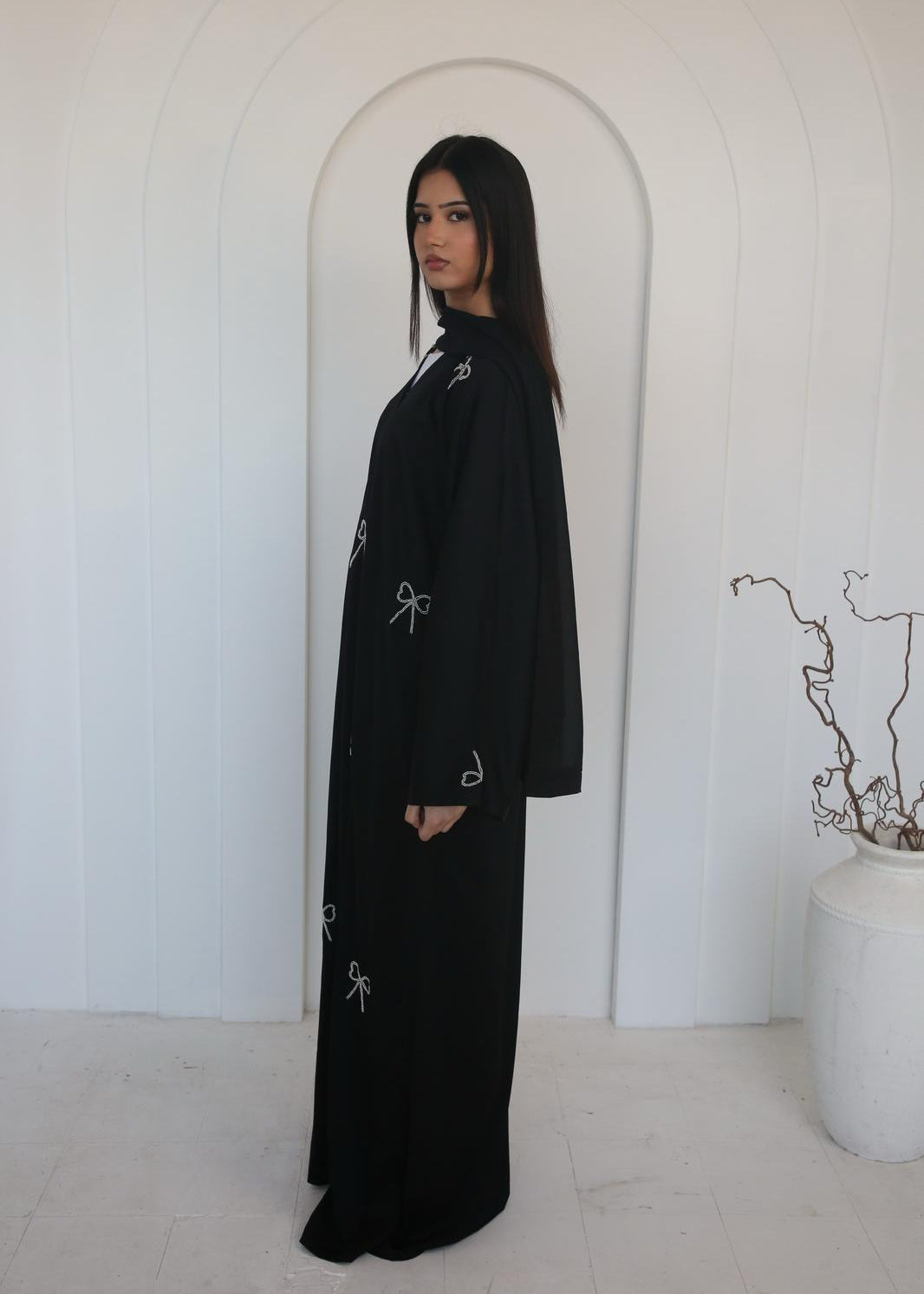 Bow abaya